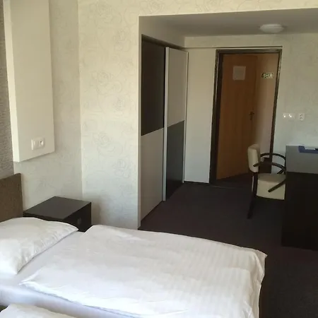 Vandrerhjem Promohotel Slavie *